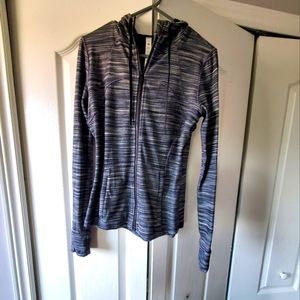 Lululemon Define  Nulu Hoodie  Heathered Grey, White , Size 8